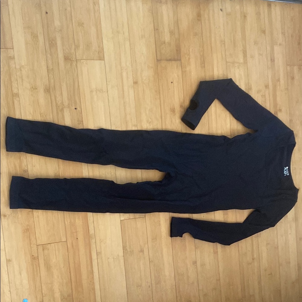 Amazon Black Jumpsuit Sleek Design